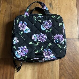 Vera Bradley Black Floral Quilted Hanging Travel Jewelry Bag